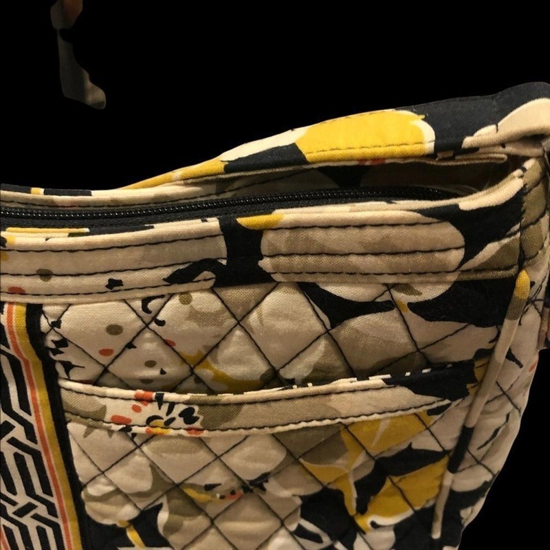 Vera Bradley Retired Cassidy Dogwood Print Multi-Color Cottagecore shoulder bag gallery