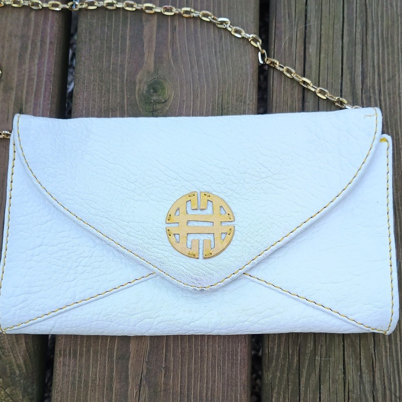 Antonio Melani White Leather Clutch Crossbody Bag Purse W/ Optional Gold Chain gallery