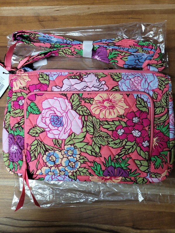 Vera Bradley Outlet Little Hipster Crossbody In Vibrant Gardenian Pattern