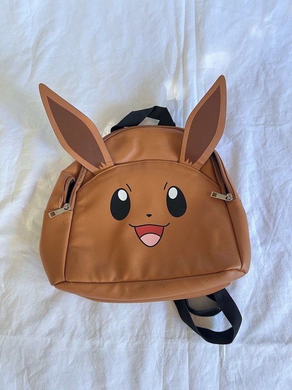 Pokemon Eevee 11in Mini Backpack Bioworld