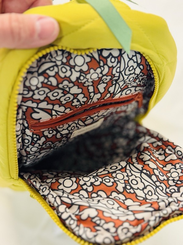 Vera Bradley Women's Lorman Sling Backpack Featherweight, Golden Olive, NWT gallery
