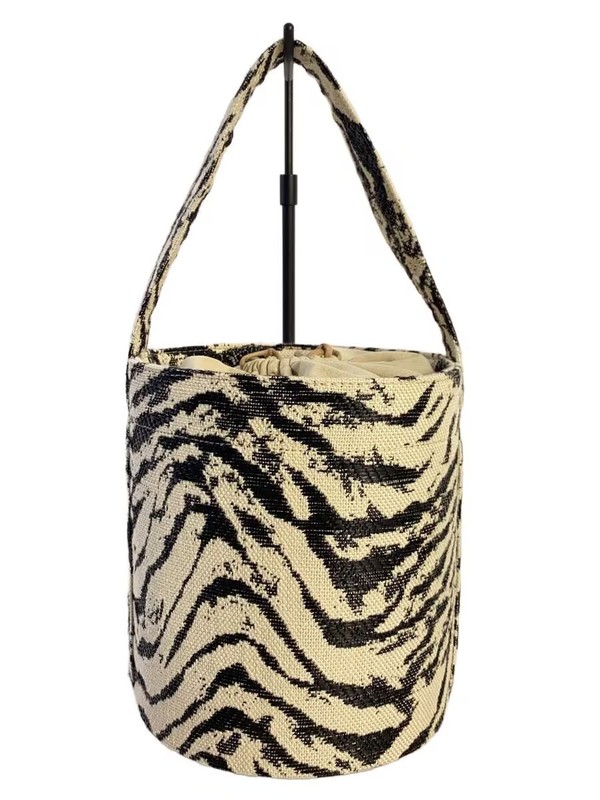 saqui bag, rayon, black, all-over pattern, 25FW48 ZEBRABUCKETBAG