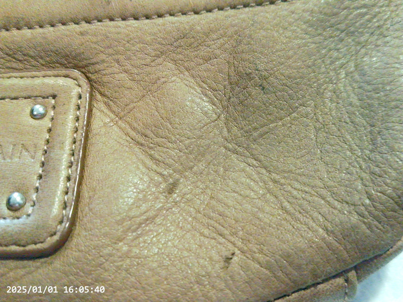 Beautiful Stone Mountain Leather Purse ( please read ) gallery