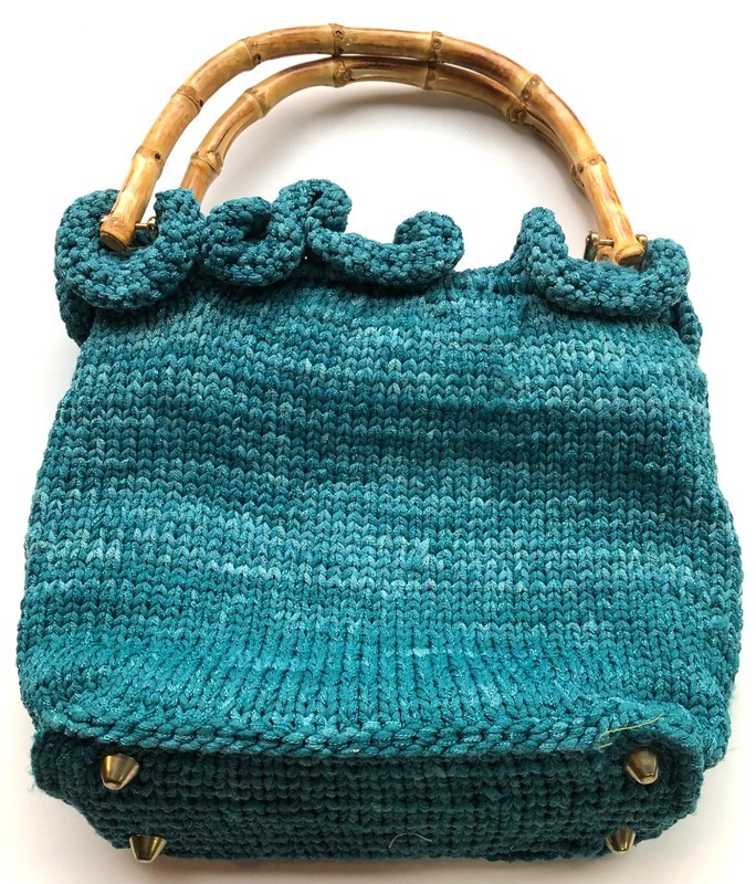 PURSE : HAND KNITTED - LINED - UNUSED - Bought at a charity auction - Fast Ship gallery