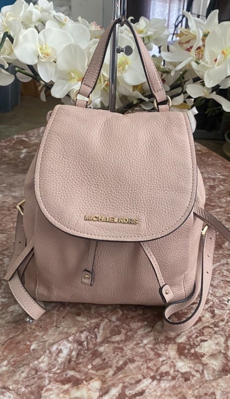 New Michael Kors Viv Extra-Small Pebbled Leather Backpack Soft Pink Dust Bag