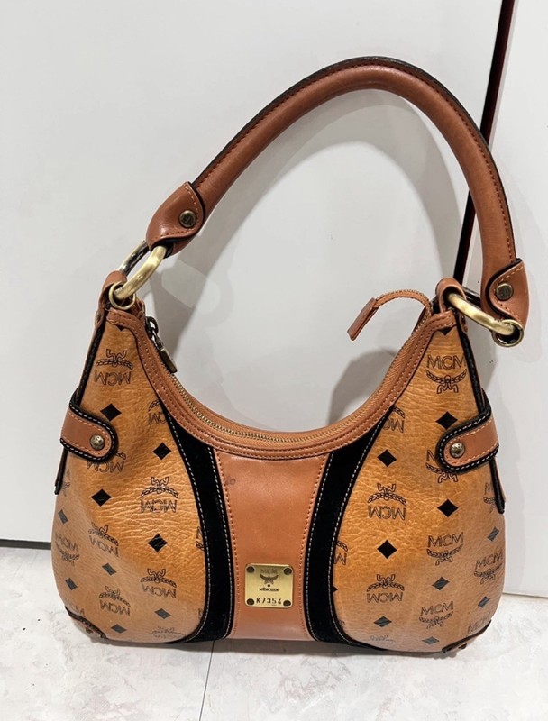 MCM Visetos hobo bag in cognac leather with black suede trim – Pre-Owned