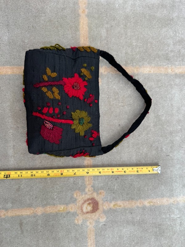 J. Jill Black Floral Purse – Red & Green Embroidery – Petite!