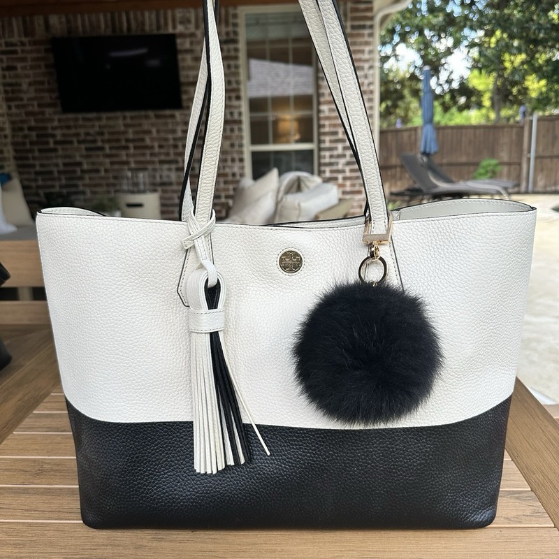 Tory Burch XL Color Block Perry Black/White Pebbled Leather Tote Fuzzy Dangle
