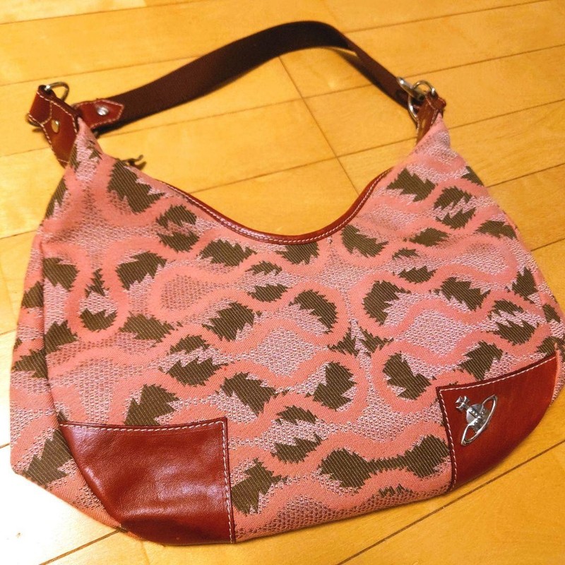 Vivienne Westwood Squiggle shoulder Bag PINK Discontinued model Rare orb SK1903
