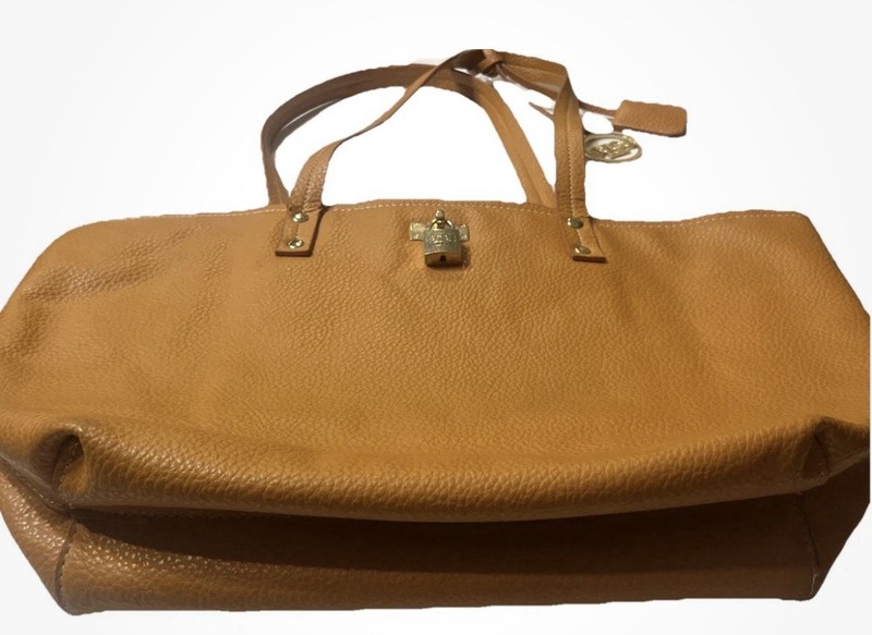 BCBG Paris tote bag in an orange made of pebbled or vegan faux leather GREAT.