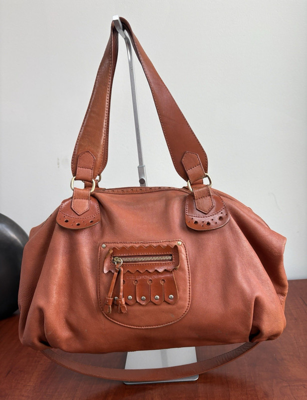 See by Chloé Brown Large Shoulder Bag Zip Lined Inner Pockets Gold Strap