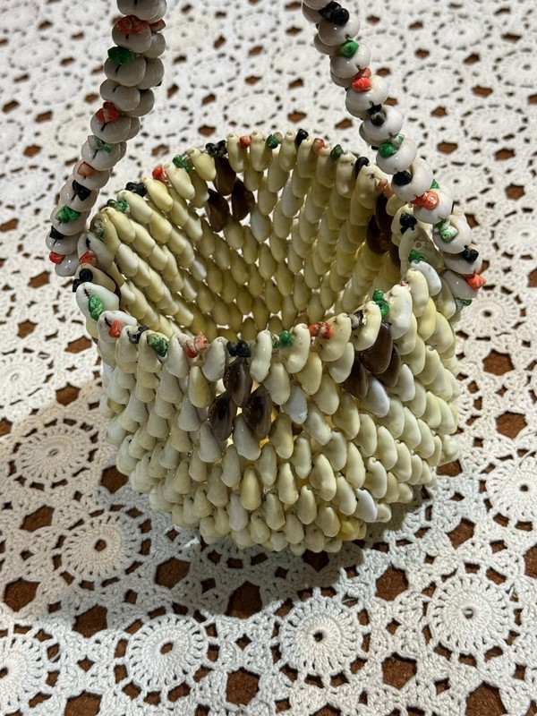 Vtg Shell Seashell Bag Purse Top Handle Boho Retro Festival Beach Photo Shoot