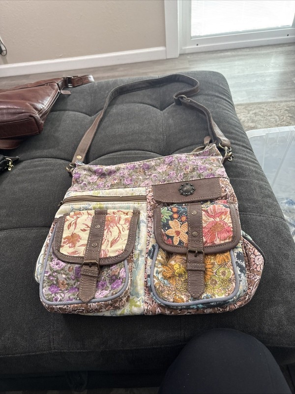 New Myra Boho Floral Patchwork Crossbody Hippie Gypsy Retro Western Bag￼