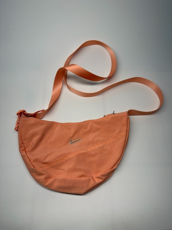 Nike Womens Aura Crescent Crossbody Bag
