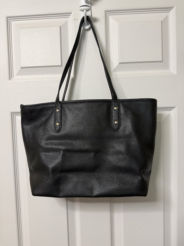 Coach Women's Black Pebbled Tote Bag Gold Hardware Logo Studded Double Handles gallery