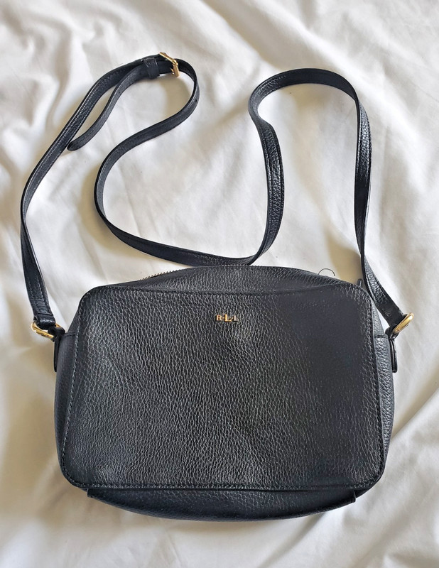 Lauren Ralph Lauren crossbody small bag-approx 9in x 6in x 2.5in-back pocket