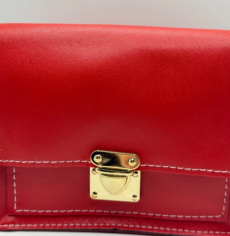 Women Vegan Leather Crossbody Bag Red Small Square Gold Chain Shoulder Purse New gallery