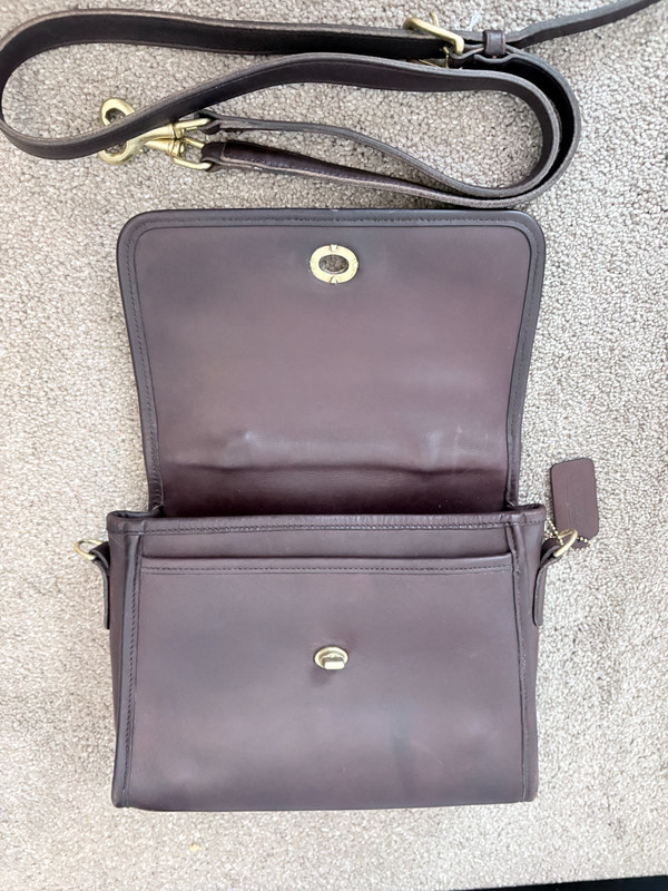 Vintage Coach Court Bag Brass/Mahogany Brown 9870 gallery