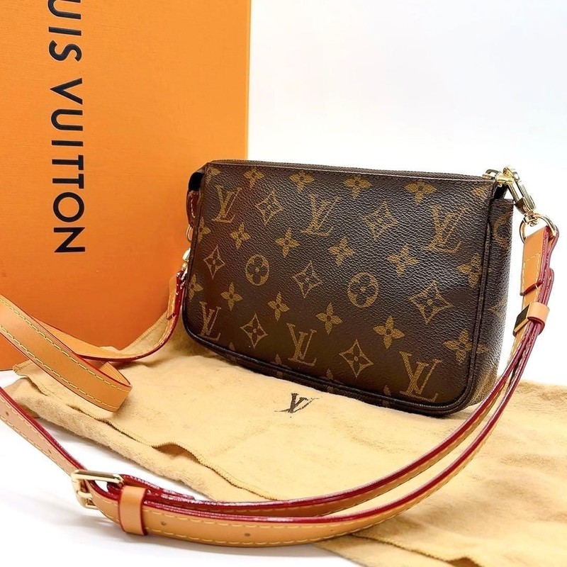 LOUIS VUITTON Monogram Pochette Accessoires Bag with Strap Used