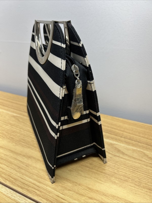 Black ,Brown And Cream Purse 👜 With Silver Handles gallery