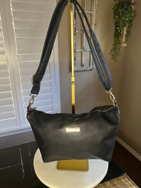 BCBG Paris Black Cross Body Bag-Adjustable Strap 11-22”- Zip Top-excellent Shape