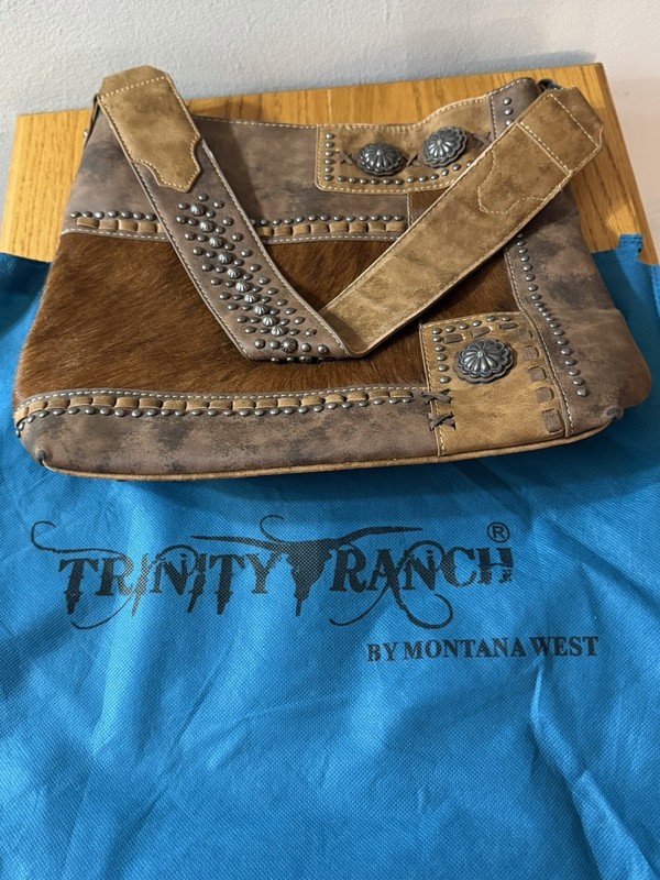 Trinity Ranch Brown Studded Western Shoulder Bag Zip, Detachable Strap, Medium