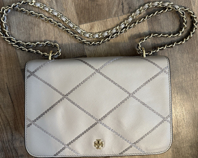Tory Burch Robinson Saffiano Quilted Stitched Chain Shoulder/Crossbody Bag