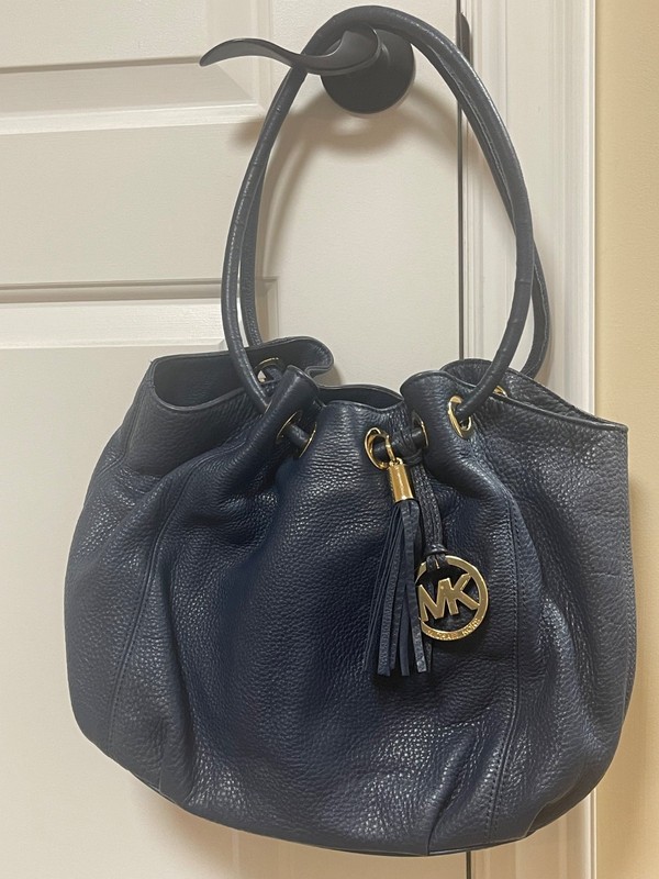 Michael Kors Navy Pebble Leather Handbag Purse With Tassel LOGO HARDWARE As-Is