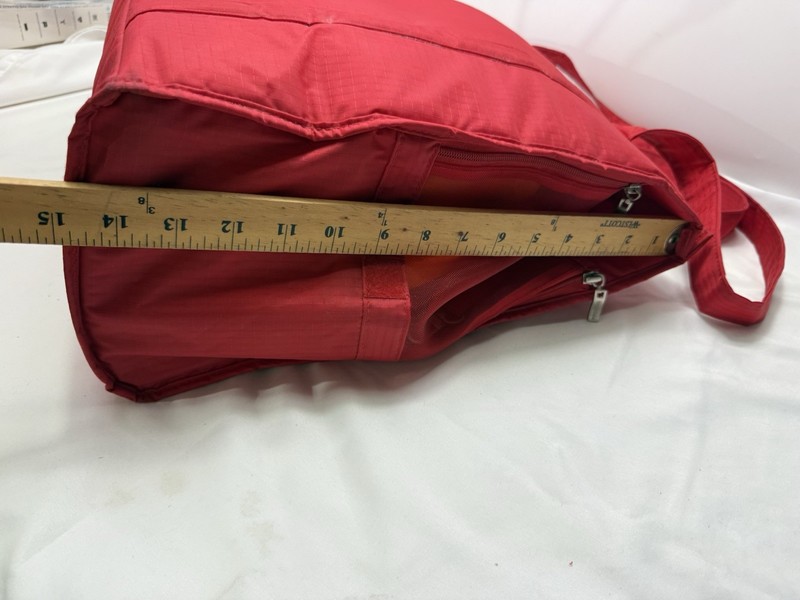 Baggallini Red Mesh Side Beach Travel Tote Bag Hook And Loop RARE gallery
