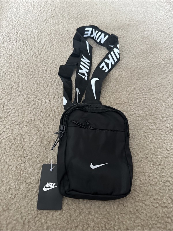 NWT Nike Mini Adjustable Sling Crossbody Shoulder Bag 5x7 gallery