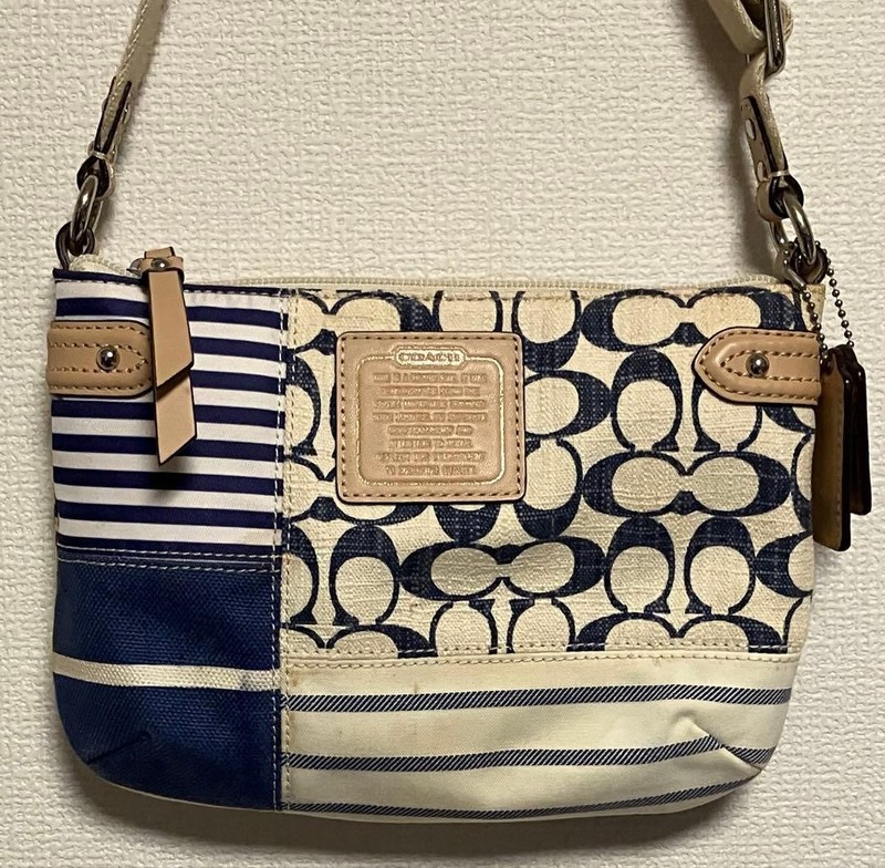 COACH Signature Denim Border Patchwork Shoulder Bag 18cm x 23cm x 3cm