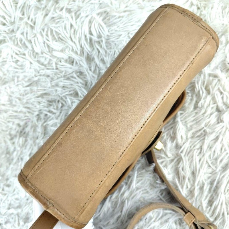Old Coach Turnlock Metropolitan Grab Tan all leather brown gallery