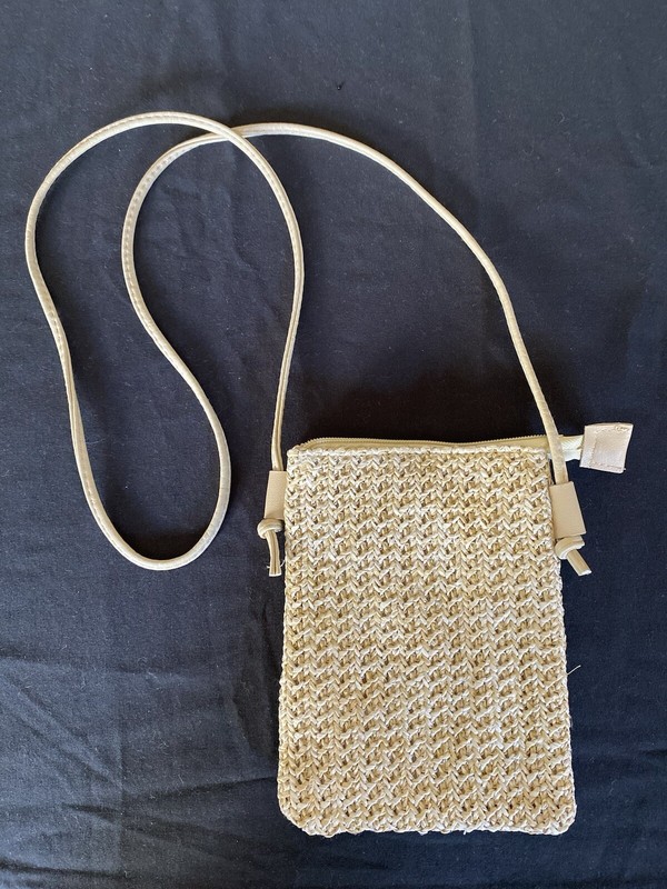 FADIVO New York Straw Crossbody NWT AMAZING gallery