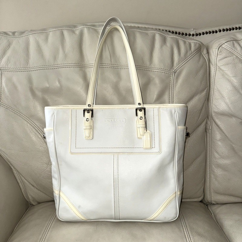 Coach Tote Bag East West Gallery Leatherware Turnlock Y2K F10413 White