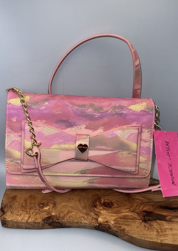 Betsey Johnson SUNSET XODANI Crossbody Wallet Purse Bow Pink NWT MSRP $68.00