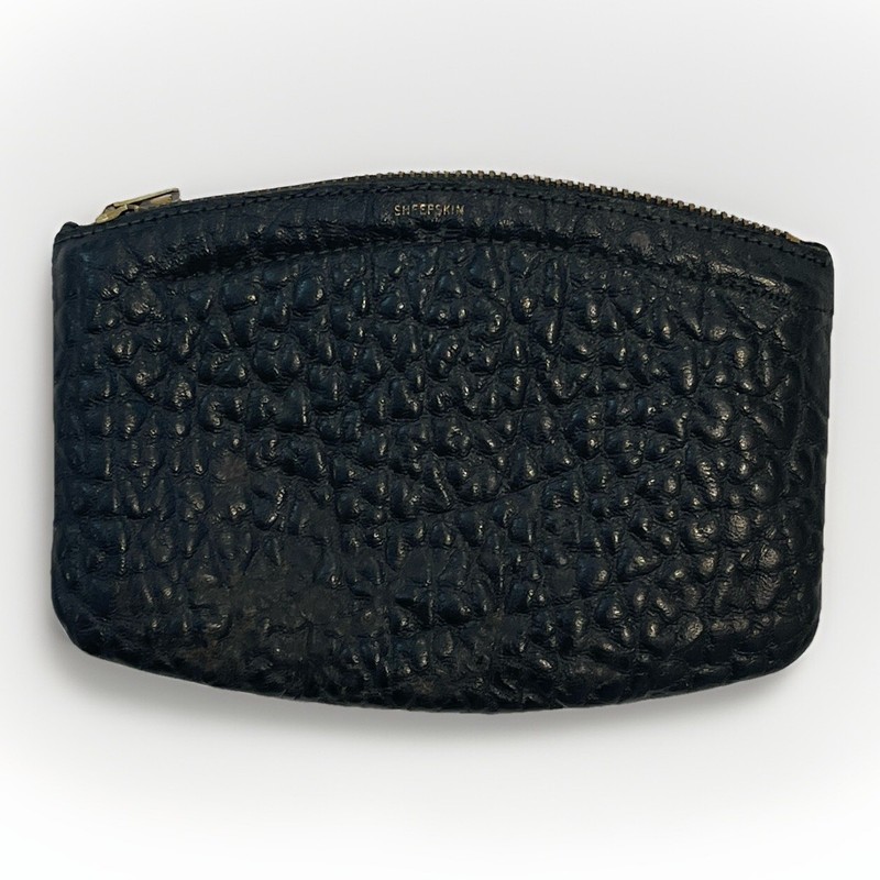 Black Sheepskin Pebbled Leather Coinpurse Gold Accent