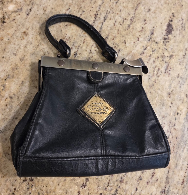Vtg Jordache International Black Leather Handbag Cheetah Wild Cat Logo