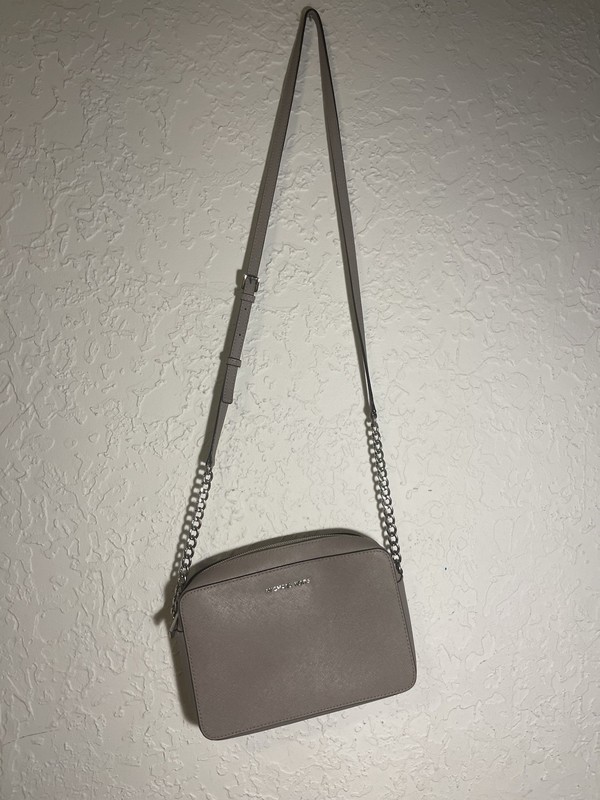 Michael Kors Jet Set Large East West Saffiano Leather Crossbody Pearl Grey Chain