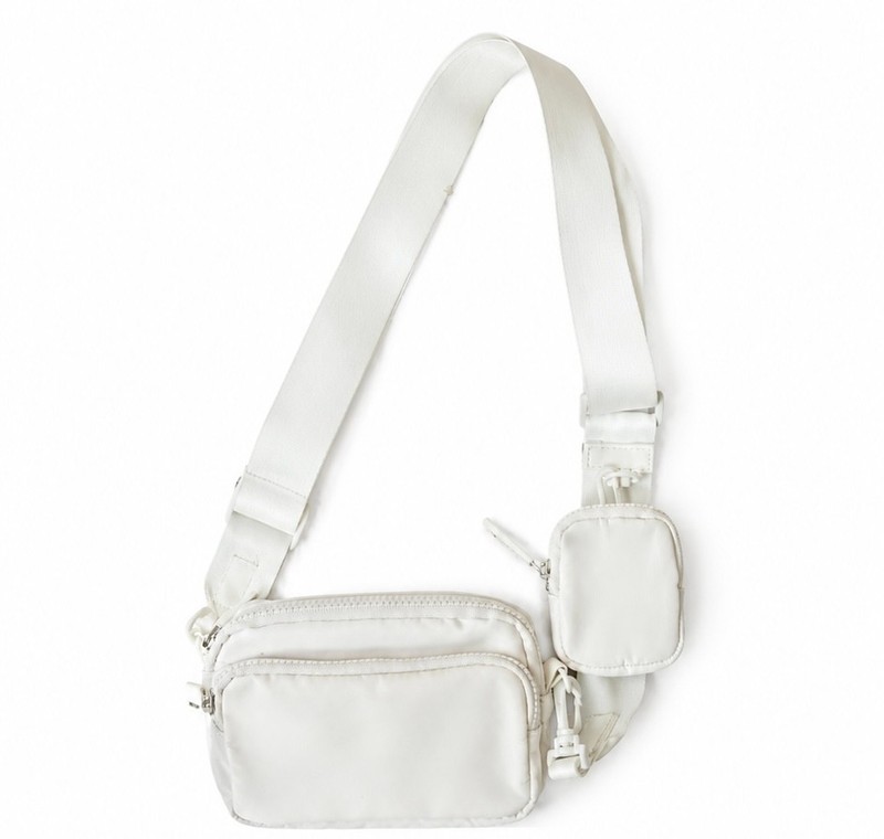 American Eagle White Fanny Pack Belt Bag