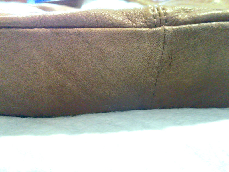 Beautiful Stone Mountain Leather Purse ( please read ) gallery