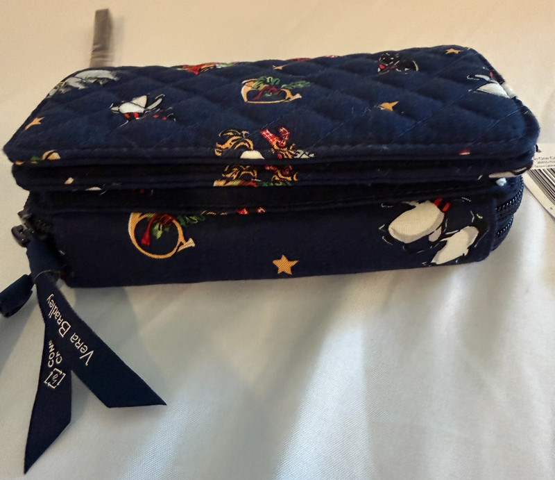 Vera Bradley RFID All in One Crossbody Snow Globe Motifs NWT (A-3) gallery