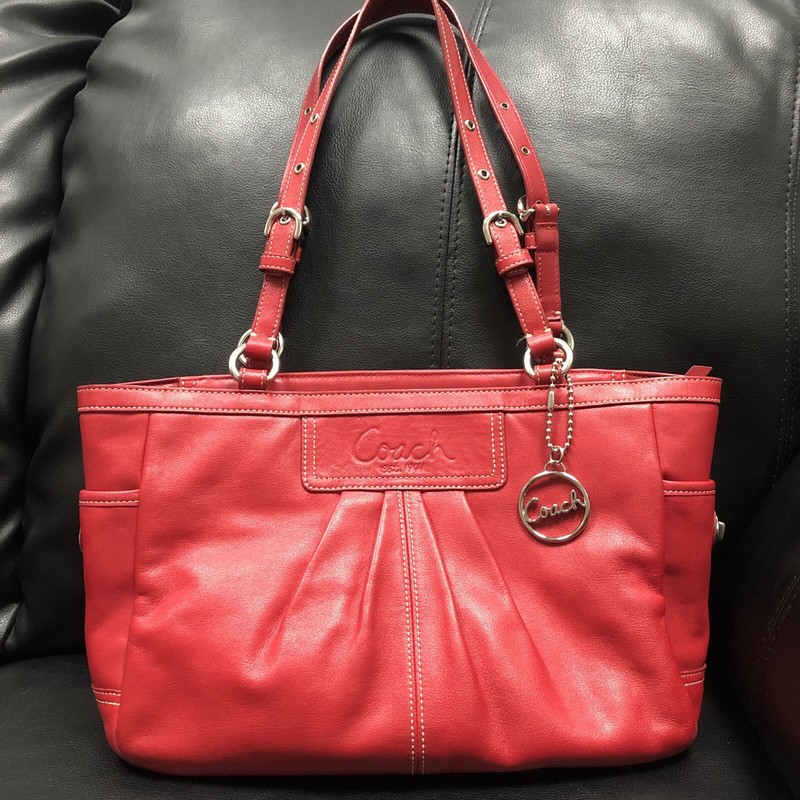 Coach F13759 red shoulder bag with silver hardware