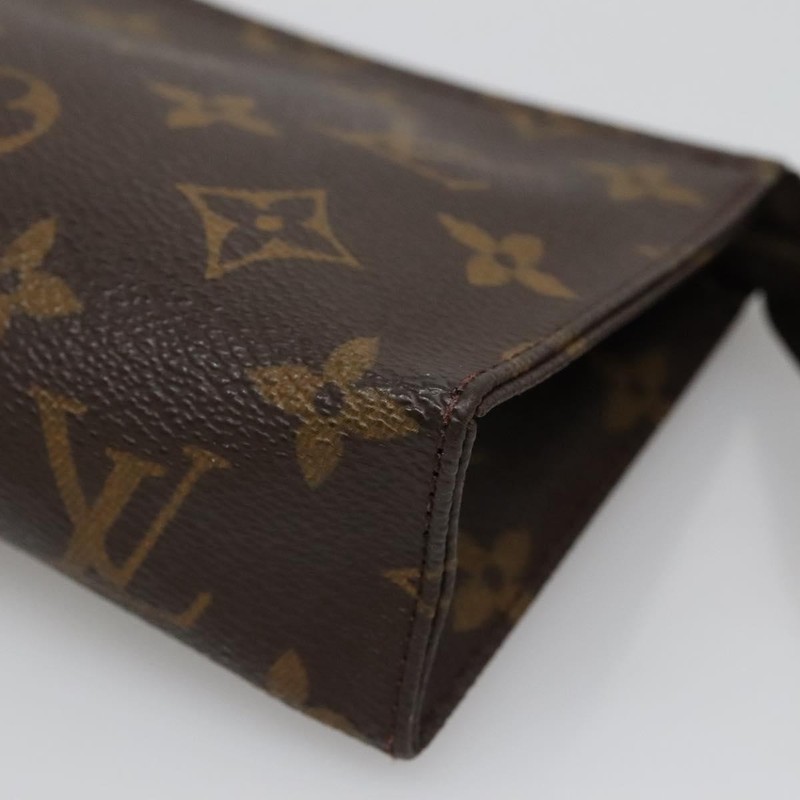 LOUIS VUITTON Monogram Poche Toilette 15 Pouch M47546 LV Auth 139378 gallery