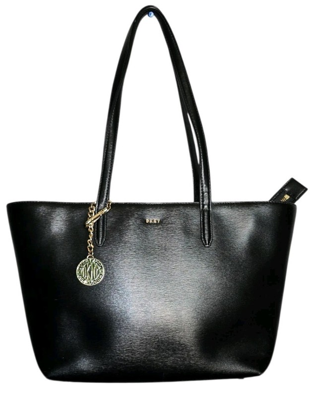DKNY Donna Karen NY Black Leather Bryant Medium Tote Bag Purse Bag Charm EUC