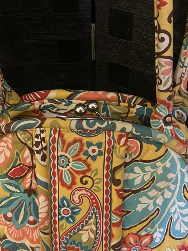 VERA BRADLEY PROVENCAL Eloise Kisslock Purse 9.5 x 12 x 4.5 Preloved gallery