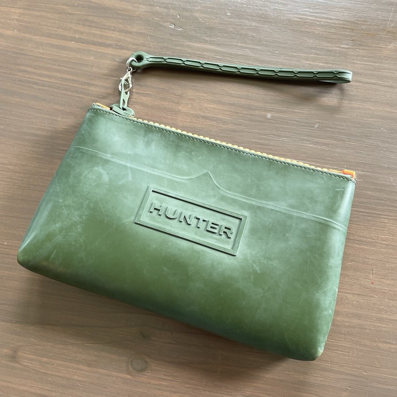 Hunter x Target Olive Green Zippered Wristlet Bag with Orange Zipper