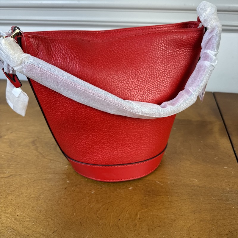 Michael Kors Townsend Leather Small Bucket Bag Purse Lacquer Red / Gold Hardware gallery