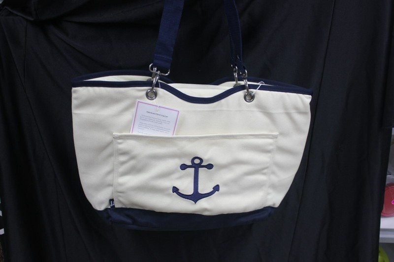 NIP – Thirty One Canvas Crew Large Thermal Tote navy ‘Anchor’ Embroidered