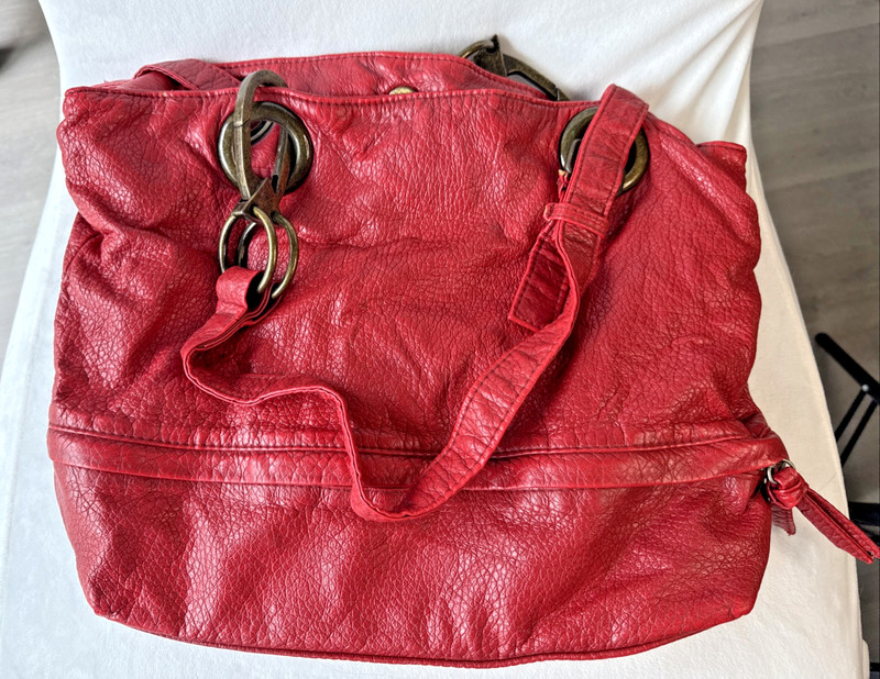 Braciano Red Leather Handbag 15 x 10 x 4 in 10in Adjustable Hang 3 Compartments