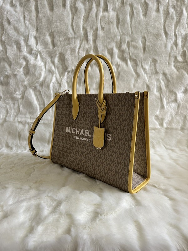 Michael Kors Mirella Medium EW Tote + dustbag (Daffodil) gallery